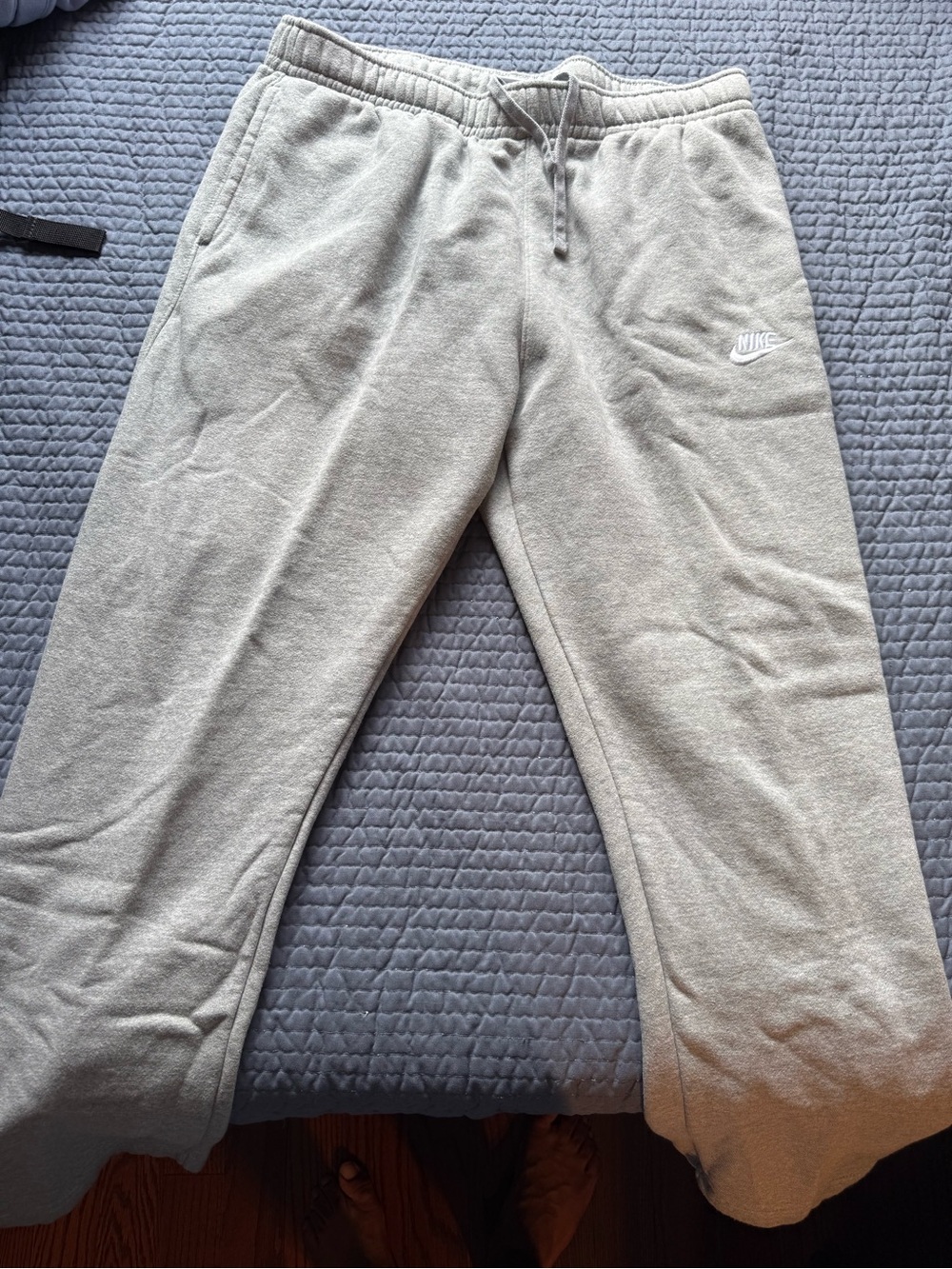 Nike Men’s Light Gray Fleece Joggers